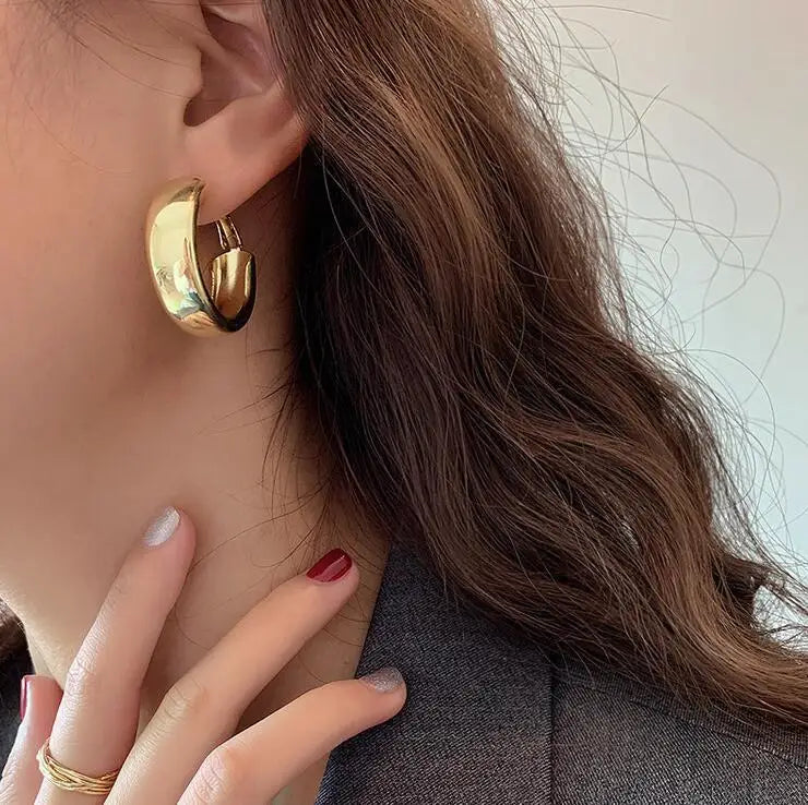 Super Hooper Chunky Hoop Earrings