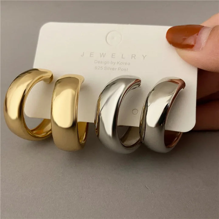 Super Hooper Chunky Hoop Earrings