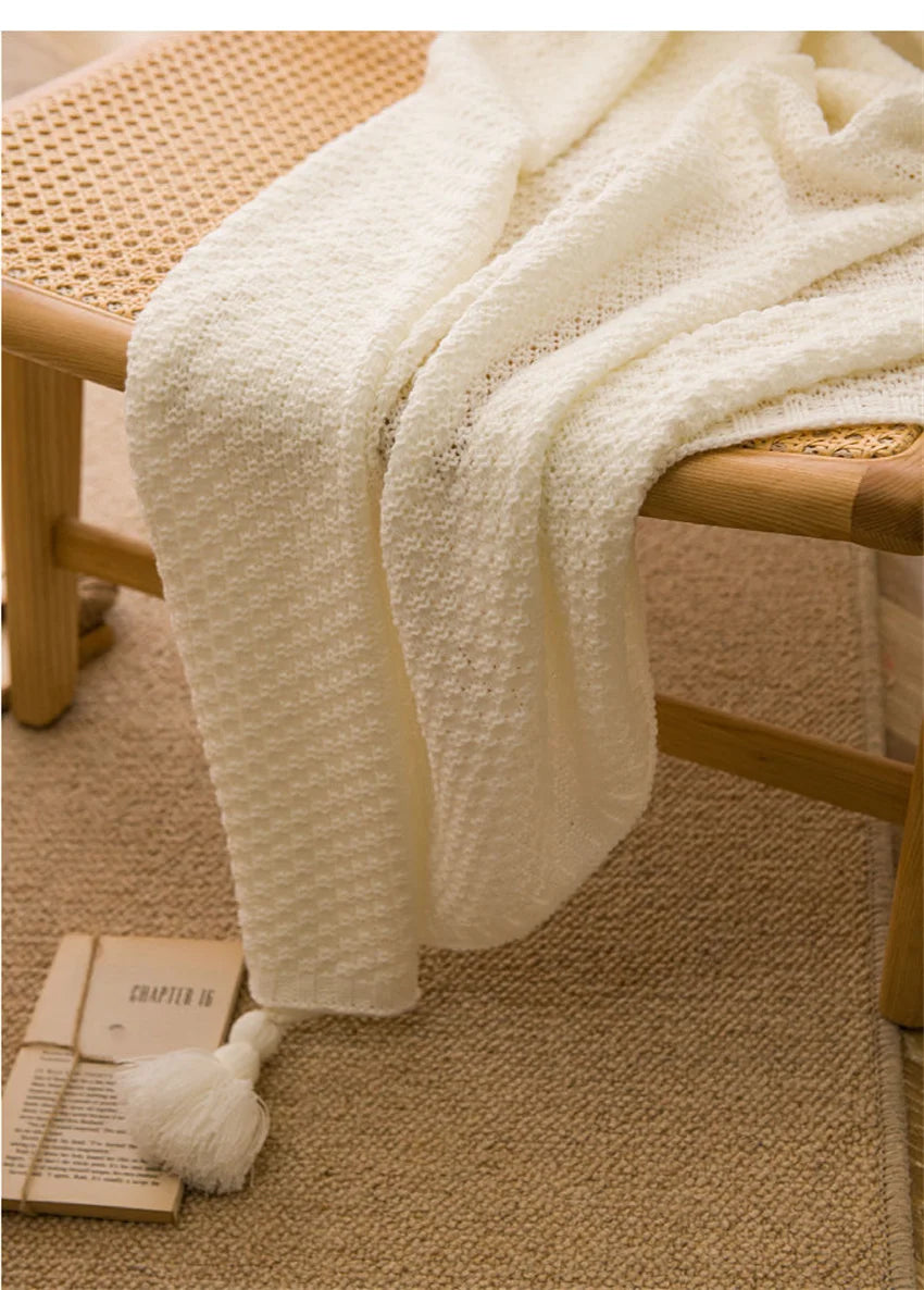 Nordknit Tassle Blanket