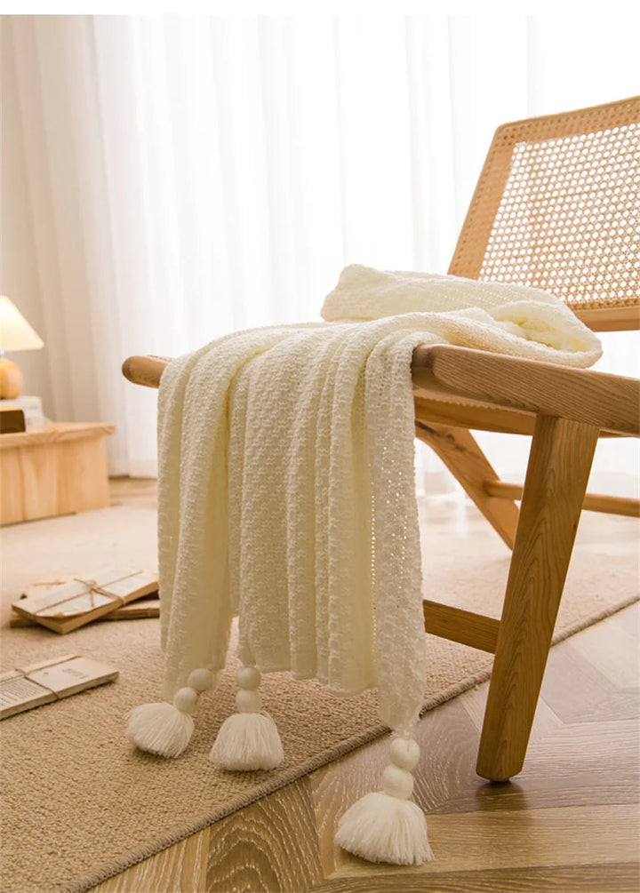Nordknit Tassle Blanket
