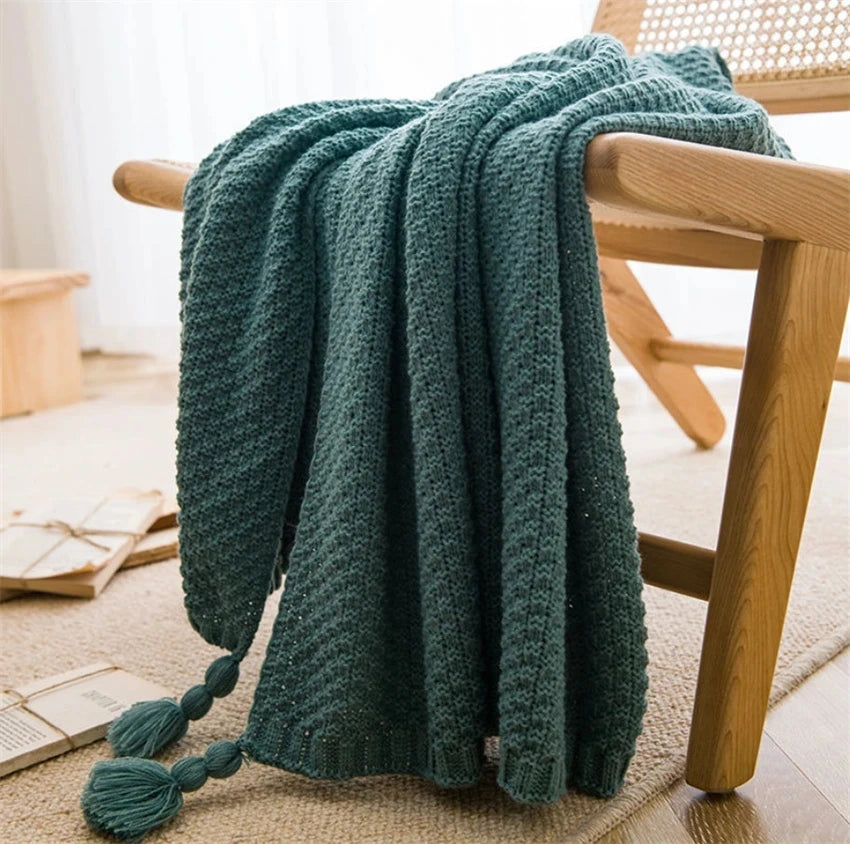 Nordknit Tassle Blanket