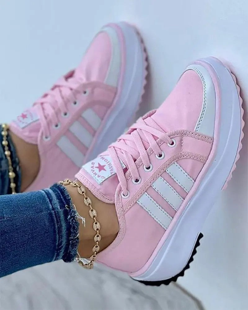 color:pink
