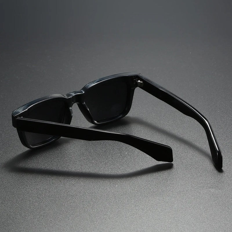 Rivaro Square Frame Bold Sunglasses