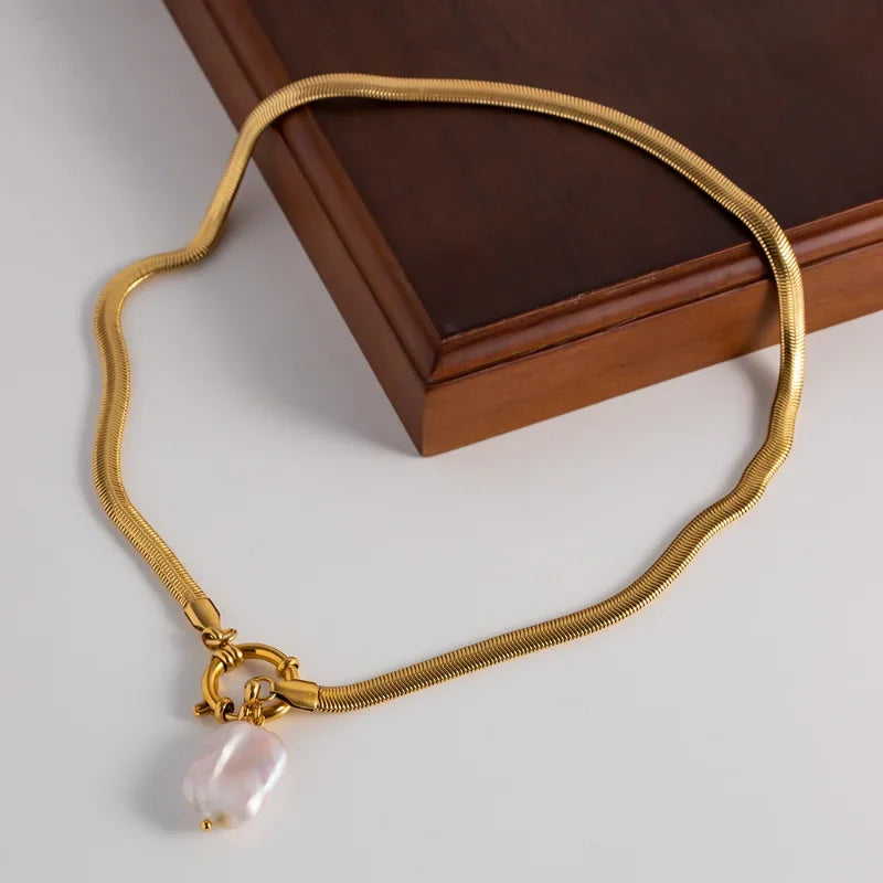 Elysian Baroque Pearl Necklace