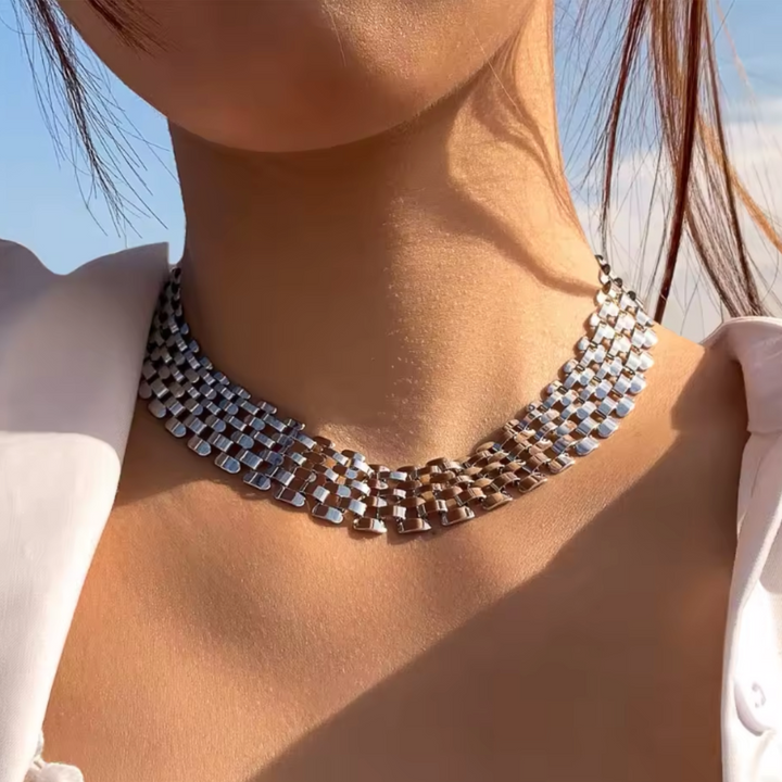 Astrid Mesh-Style Necklace