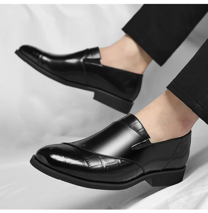 Averand Leather Loafers