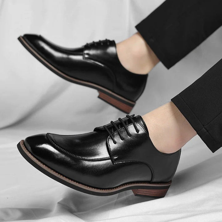 Delvane Classic Leather Oxfords