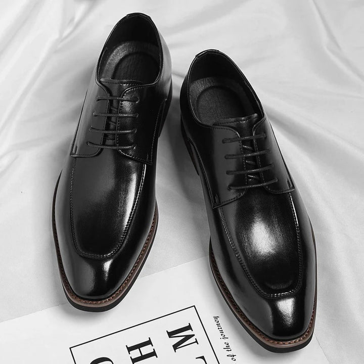 Delvane Classic Leather Oxfords