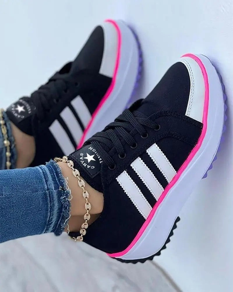 color:black