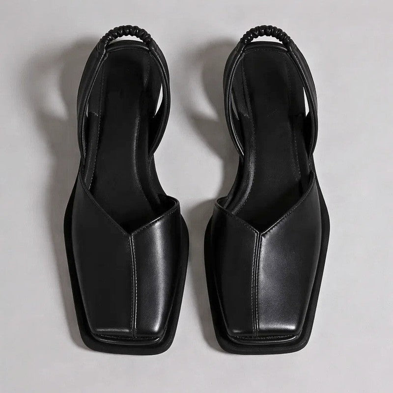 color:black