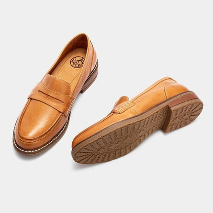 Lunedi Polished Penny Loafer Shoes