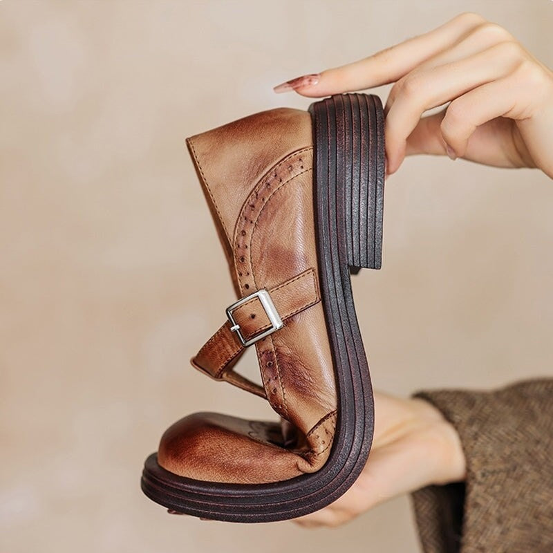 Lunetti Brogue Buckle Strap Loafers
