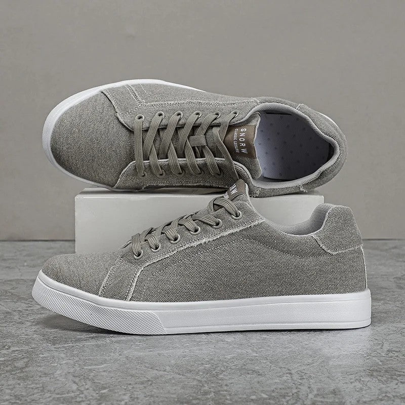 Plus Size Nivaro Canvas Low-Top Court Sneakers