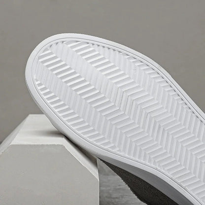 Plus Size Nivaro Canvas Low-Top Court Sneakers