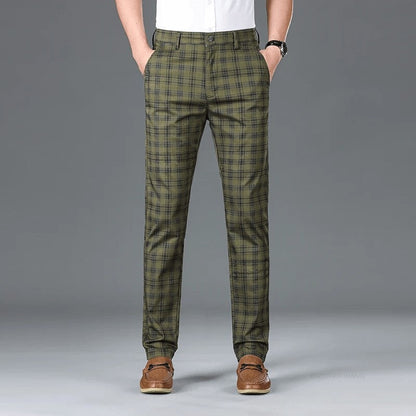 color:green
