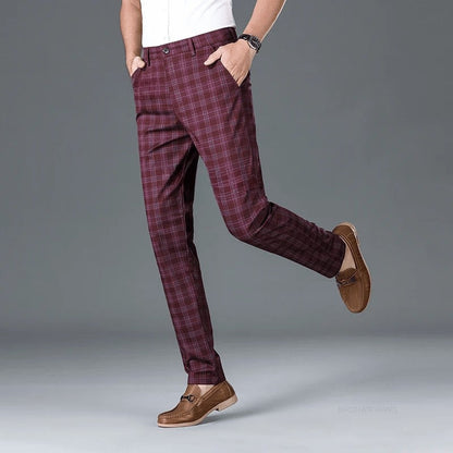 color:burgundy