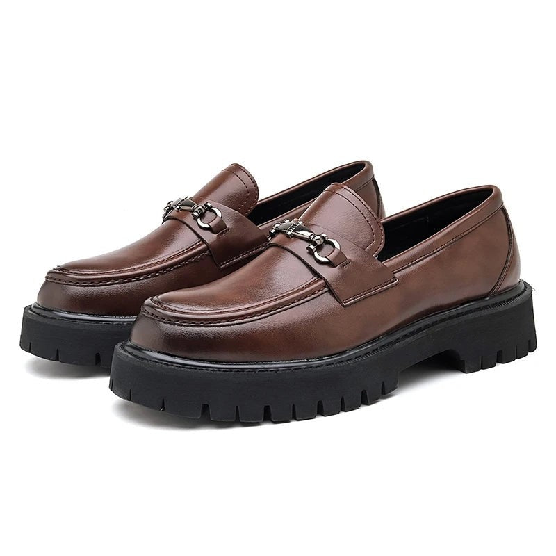 color:brown