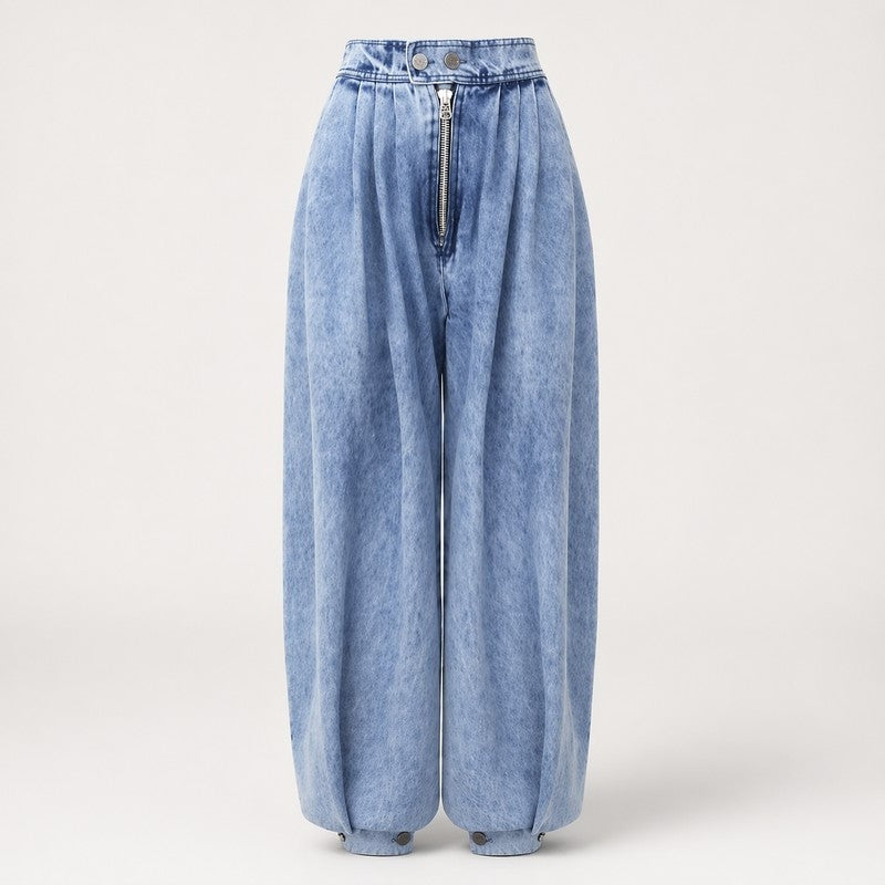 Relaxed Pleated High-Waist Wide-Leg Jeans