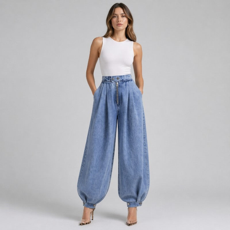 Relaxed Pleated High-Waist Wide-Leg Jeans