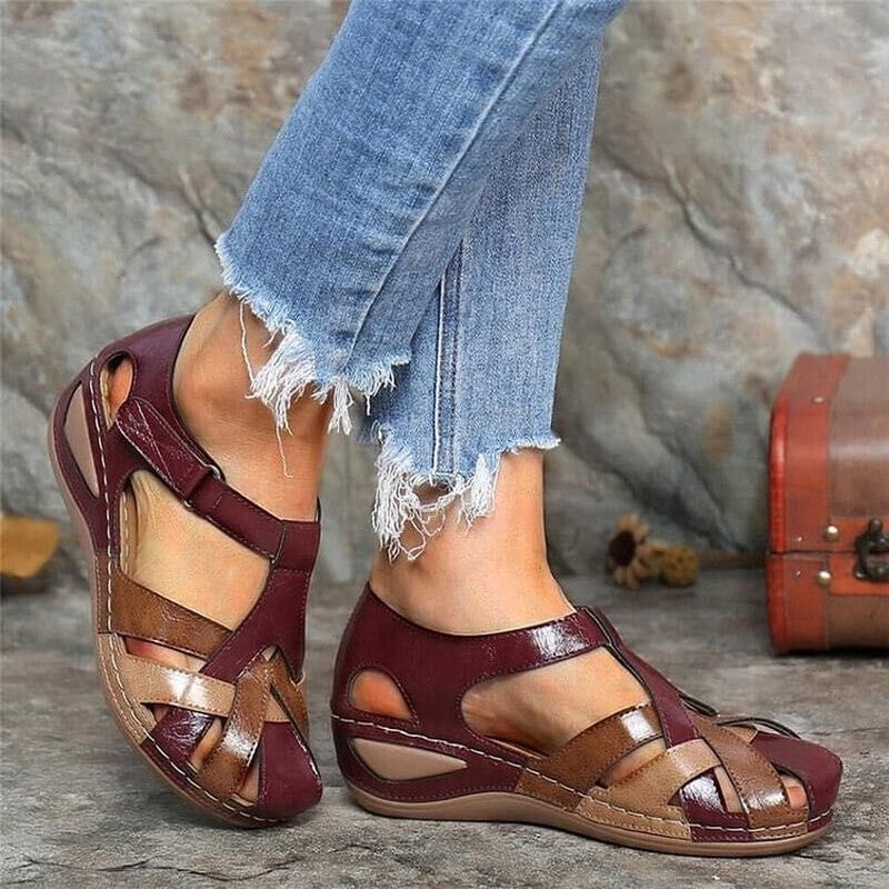 color:burgundy