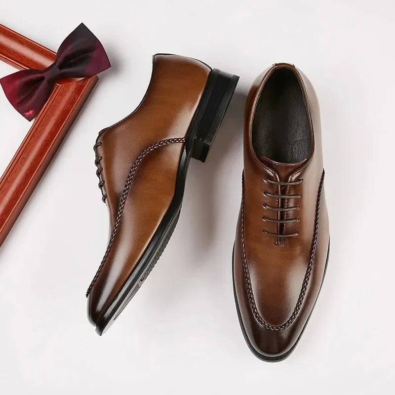 Renault Stitched Apron Elegant Oxford Shoes