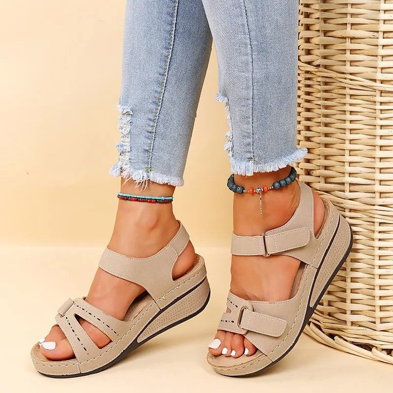 Renivo Platform Adjustable Comfort Sandals