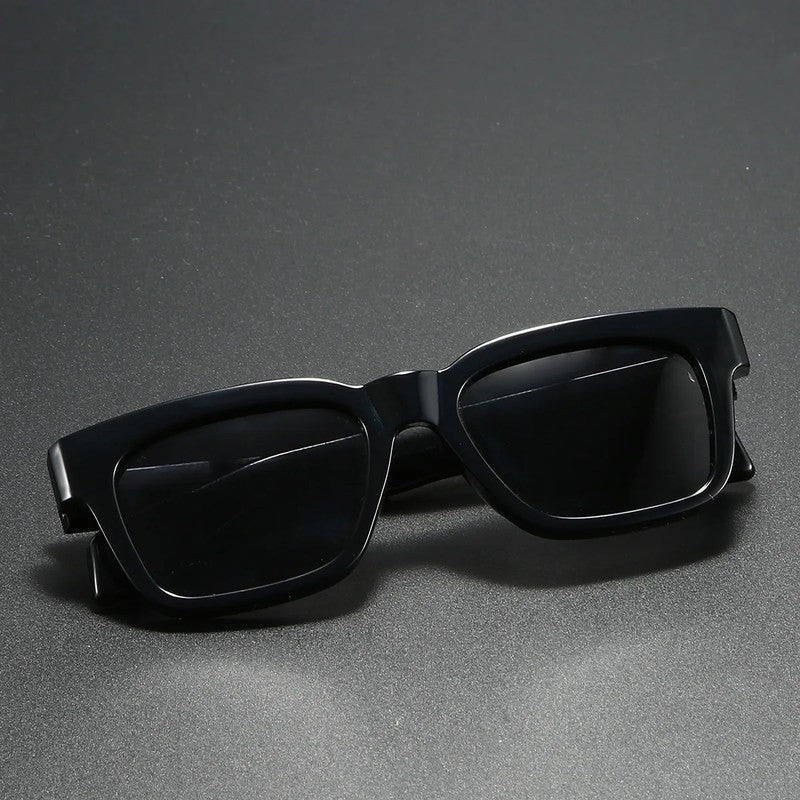 Rivaro Square Frame Bold Sunglasses