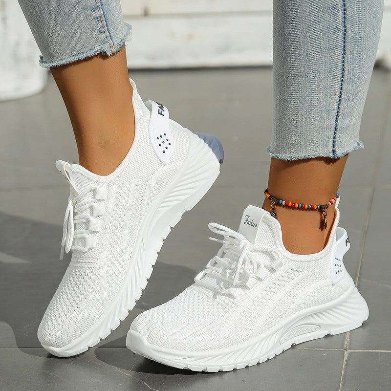 Selvia Knit Lightweight Running Sneakers