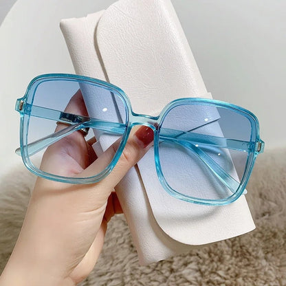 Valini Oversized Square Elegant Sunglasses