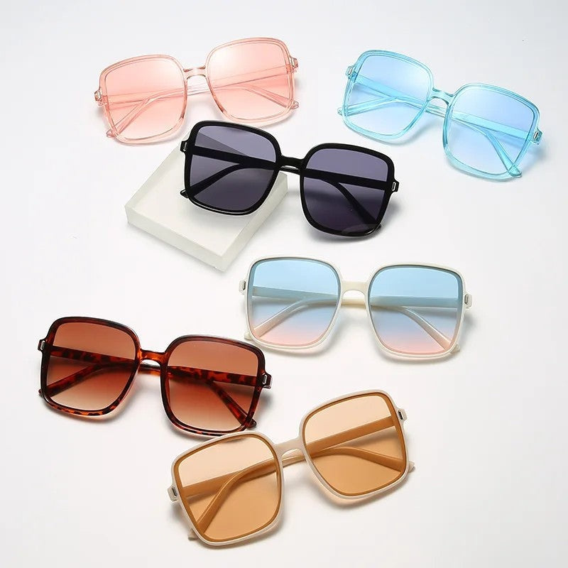 Valini Oversized Square Elegant Sunglasses
