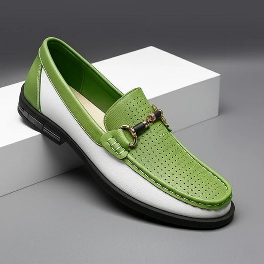 color:green