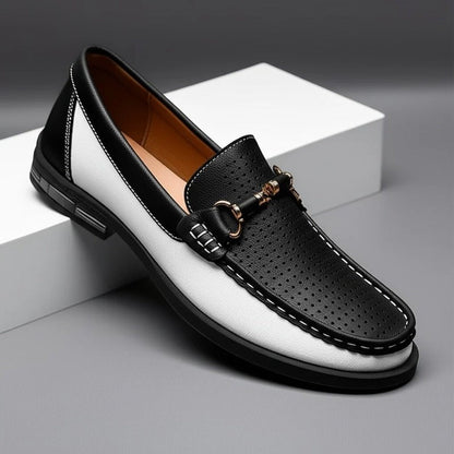 color:black