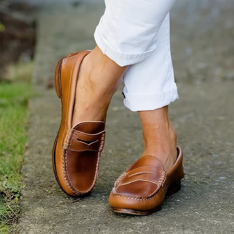 color:brown