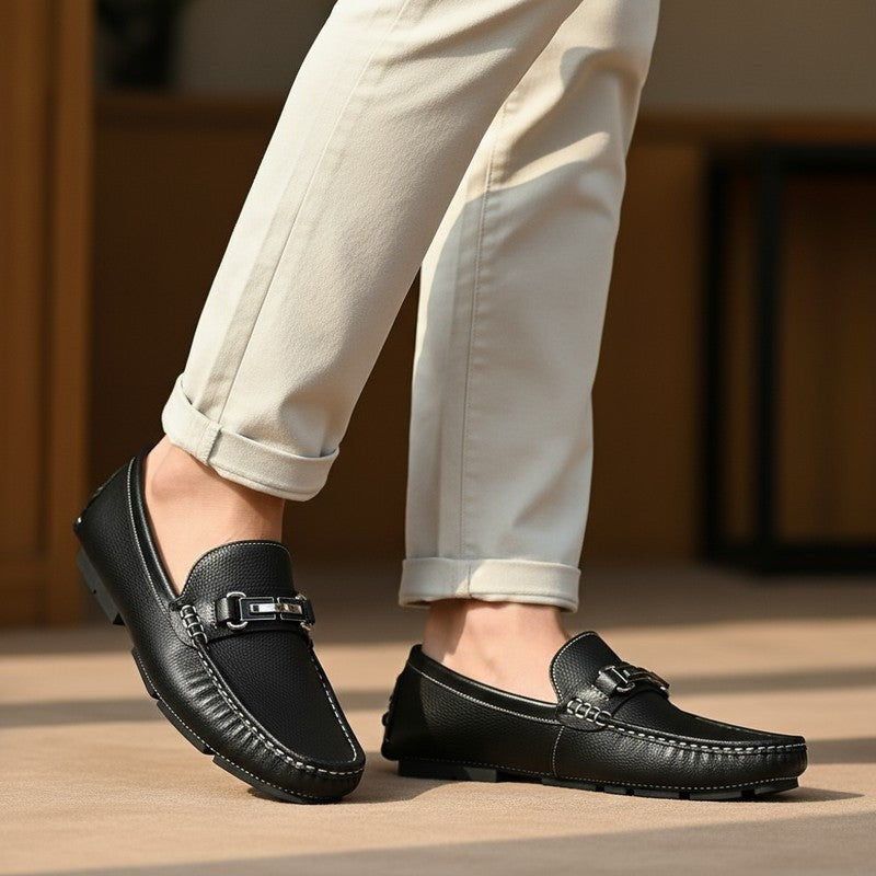Vardio Pebbled Metal Bit Loafers