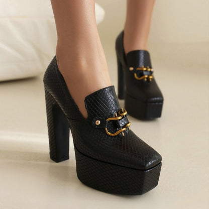 color:black