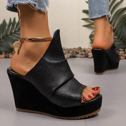 color:all black