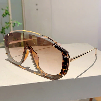 Veyro Shield Orange Gradient Sunglasses