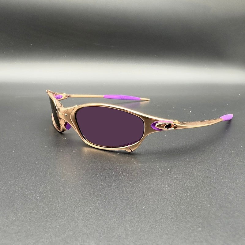 color:purple