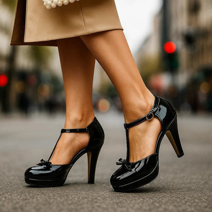 color:classic black