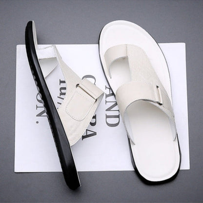 Virello Relaxed Buckle Slide Sandals