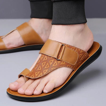 Virello Relaxed Buckle Slide Sandals