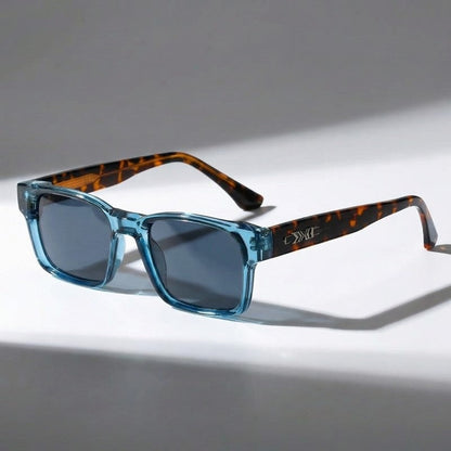 color:blue tortoise