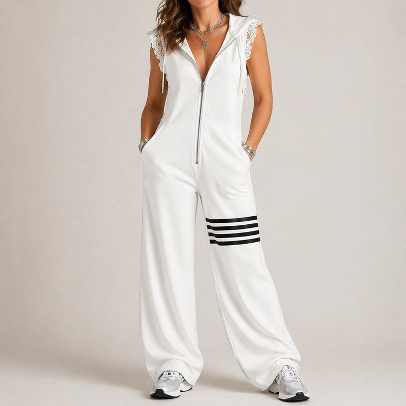 color:white