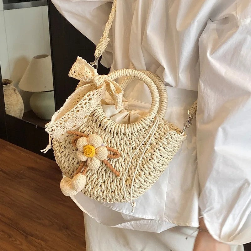 Woven Floral Detail Straw Shoulder Bag